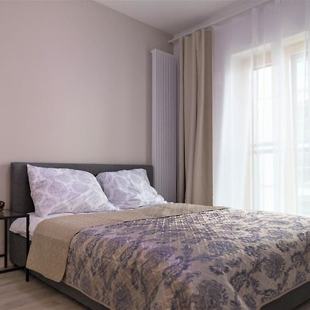 Exclusive 2Br! Apartment In Center +Netflix +Gym Warschau Buitenkant foto