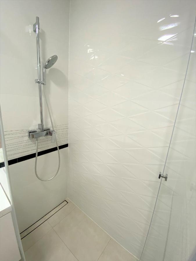 Exclusive 2Br! Apartment In Center +Netflix +Gym Warschau Buitenkant foto