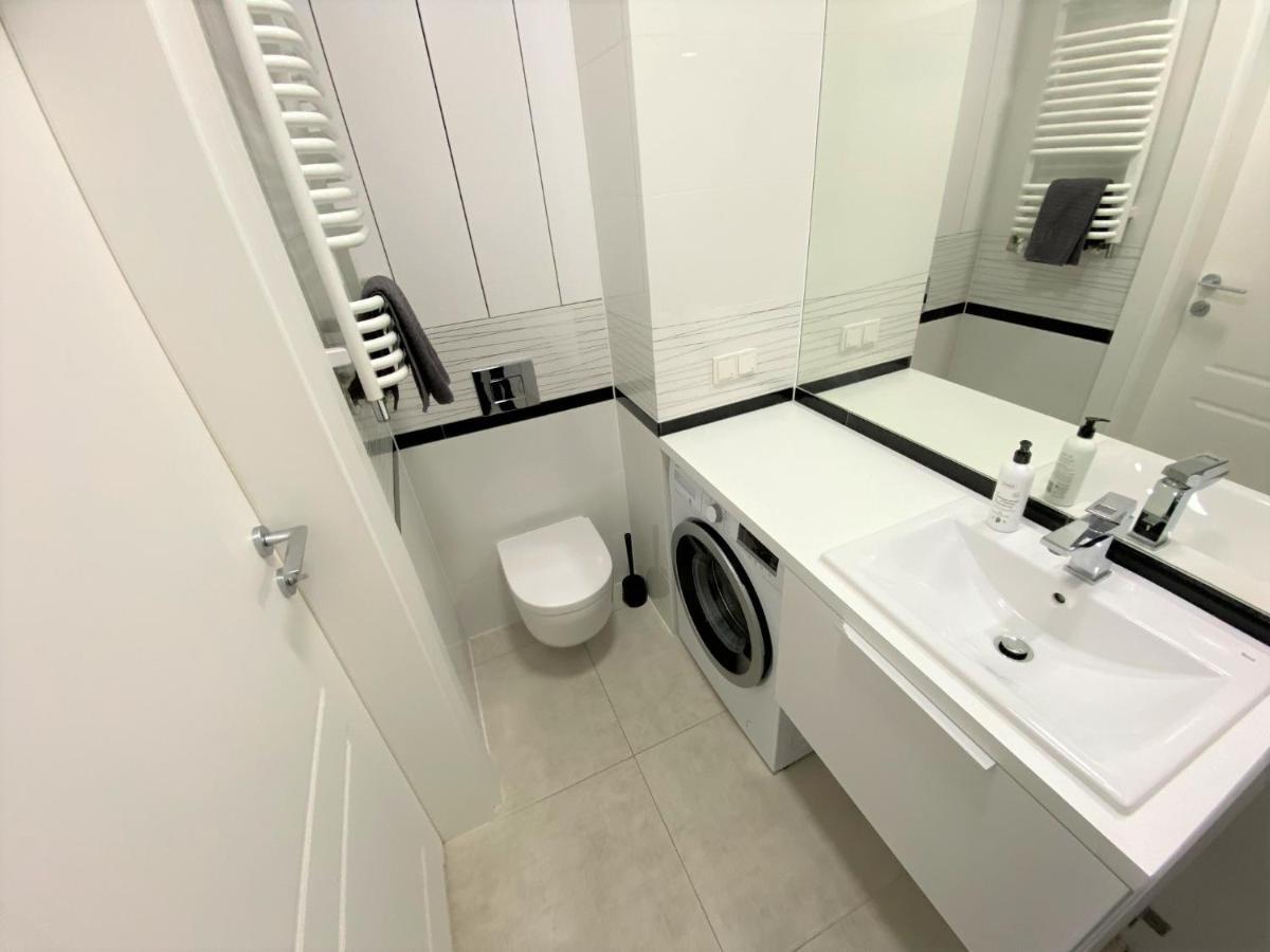 Exclusive 2Br! Apartment In Center +Netflix +Gym Warschau Buitenkant foto