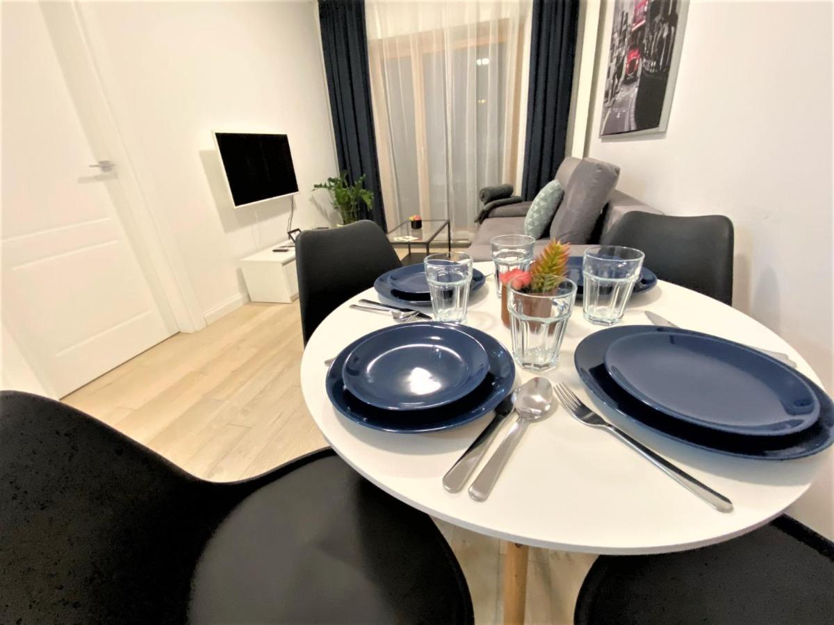 Exclusive 2Br! Apartment In Center +Netflix +Gym Warschau Buitenkant foto