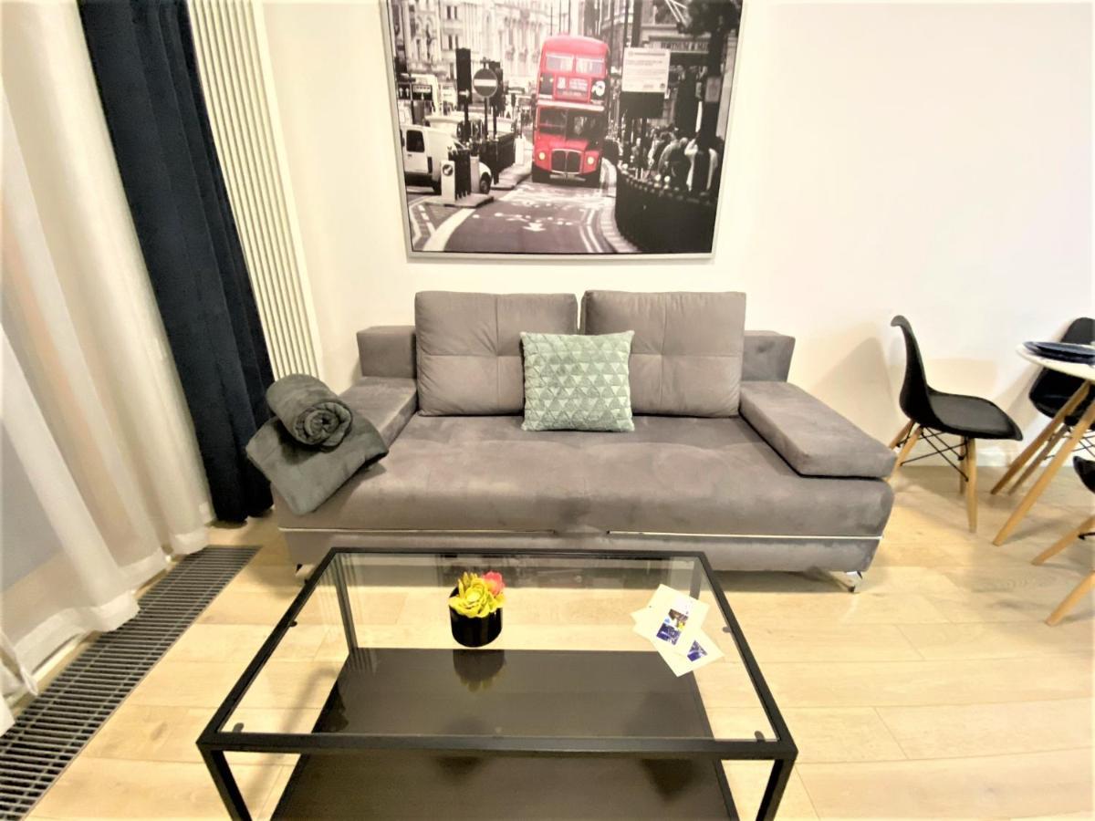 Exclusive 2Br! Apartment In Center +Netflix +Gym Warschau Buitenkant foto