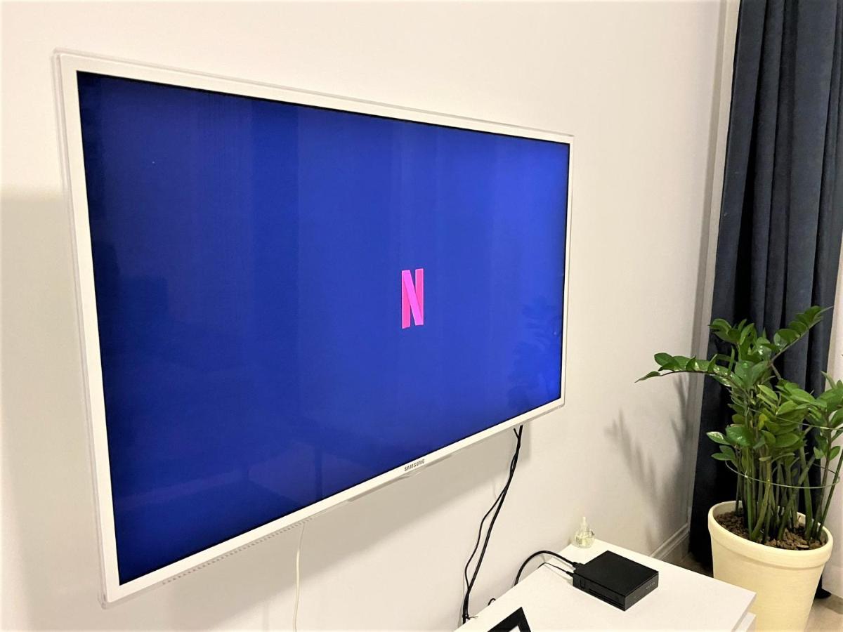 Exclusive 2Br! Apartment In Center +Netflix +Gym Warschau Buitenkant foto